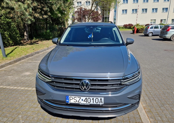 Volkswagen Tiguan cena 110000 przebieg: 20800, rok produkcji 2020 z Wronki małe 232